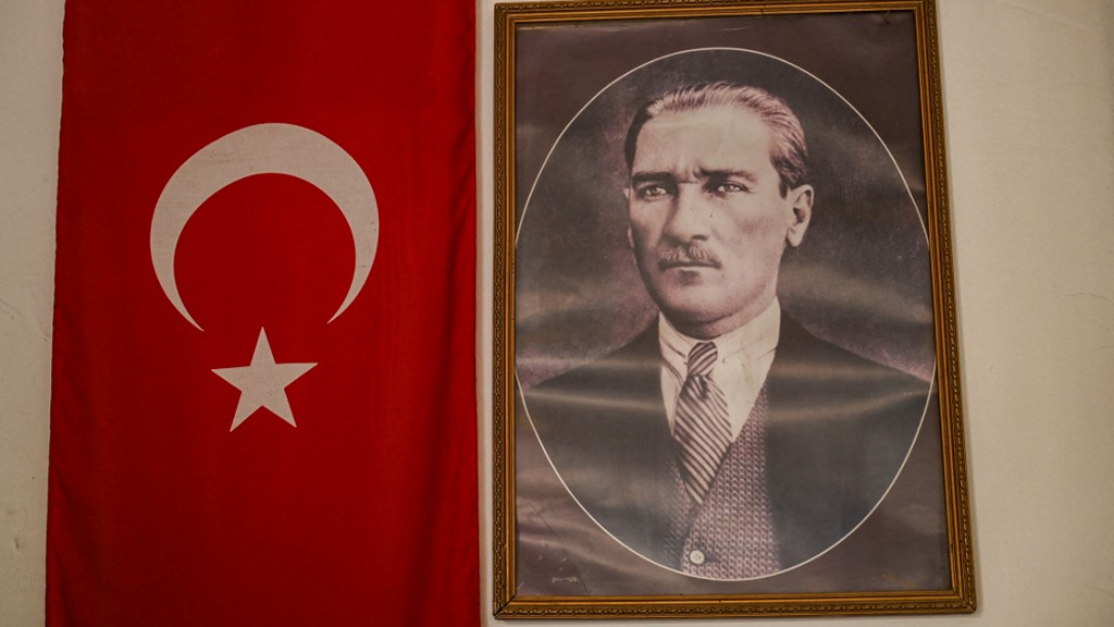 Presiden Pertama Negara Turki Kemal Ataturk di Gadang-Gadang Jasadnya Tak di Terima Bumi